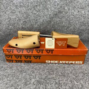 ✅Mens Size 3 VTG Shoekeepers Cedar Shoe Tree Split Toe Shoe Stretcher W/Box